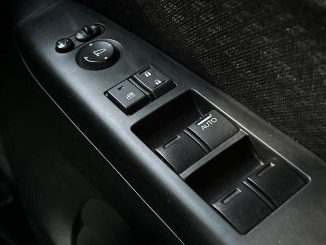 Ｎ－ＢＯＸカスタム ＳＳパッケージ　新品タイヤ／純正　メモリーナビ／両側電動スライドドア／ヘッドランプ　ＨＩＤ／ＥＴＣ／ＥＢＤ付ＡＢＳ／横滑り防止装置／アイドリングストップ／バックモニター／ワンセグＴＶ／エアバッグ　運転席　バックカメラ（29枚目）