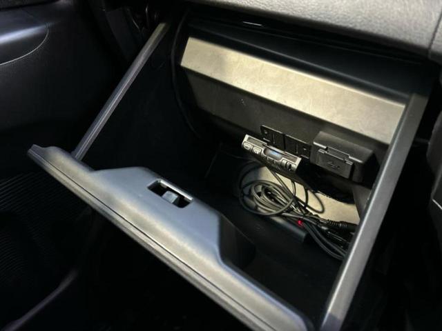 Ｎ－ＢＯＸカスタム ＳＳパッケージ　新品タイヤ／純正　メモリーナビ／両側電動スライドドア／ヘッドランプ　ＨＩＤ／ＥＴＣ／ＥＢＤ付ＡＢＳ／横滑り防止装置／アイドリングストップ／バックモニター／ワンセグＴＶ／エアバッグ　運転席　バックカメラ（33枚目）