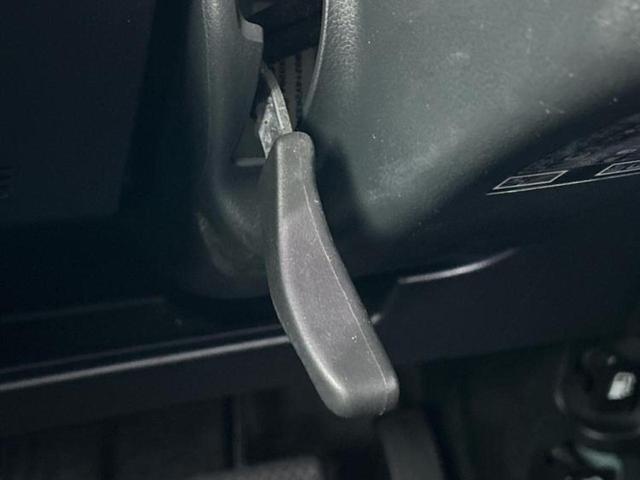 Ｎ－ＢＯＸカスタム ＳＳパッケージ　新品タイヤ／純正　メモリーナビ／両側電動スライドドア／ヘッドランプ　ＨＩＤ／ＥＴＣ／ＥＢＤ付ＡＢＳ／横滑り防止装置／アイドリングストップ／バックモニター／ワンセグＴＶ／エアバッグ　運転席　バックカメラ（40枚目）