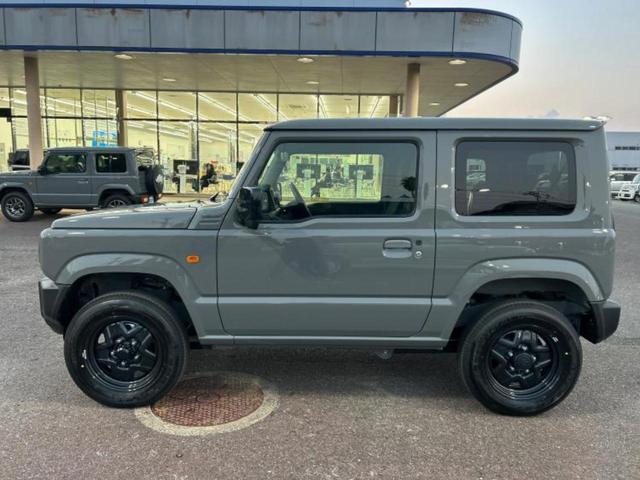 ジムニー ４ＷＤ　ＸＬ　保証書／シートヒーター　前席／ＡＢＳ／横滑り防止装置／禁煙車／エアバッグ　運転席／エアバッグ　助手席／パワーウインドウ／エンジンスタートボタン／キーレススタート／オートエアコン／パワーステアリング（2枚目）
