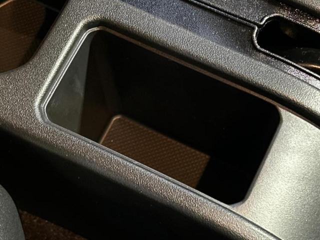 ジムニー ４ＷＤ　ＸＬ　保証書／シートヒーター　前席／ＡＢＳ／横滑り防止装置／禁煙車／エアバッグ　運転席／エアバッグ　助手席／パワーウインドウ／エンジンスタートボタン／キーレススタート／オートエアコン／パワーステアリング（32枚目）