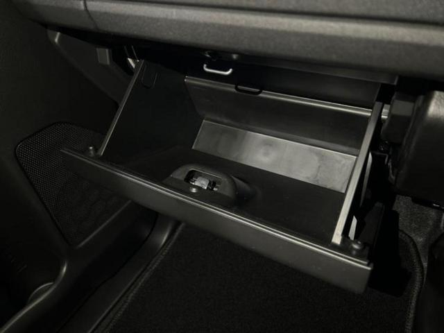 スペーシア ハイブリッドG 保証書/セーフティサポート(スズキ)/車線逸脱防止支援システム/EBD付ABS/横滑り防止装置/アイドリングストップ/禁煙車/エアバッグ サイド/パワーウインドウ/エンジンスタートボタン 盗難防止装置(28枚目)