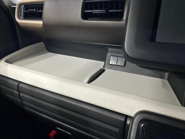 スペーシア ハイブリッドG 保証書/セーフティサポート(スズキ)/車線逸脱防止支援システム/EBD付ABS/横滑り防止装置/アイドリングストップ/禁煙車/エアバッグ サイド/パワーウインドウ/エンジンスタートボタン 盗難防止装置(31枚目)