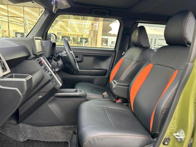 タフト Gターボクロムベンチャー 新品タイヤ/ガラスルーフ/保証書/純正 メモリーナビ/スマートアシスト(トヨタ・ダイハツ)/シートヒーター/車線逸脱防止支援システム/ドライブレコーダー 社外/ヘッドランプ LED バックカメラ(6枚目)