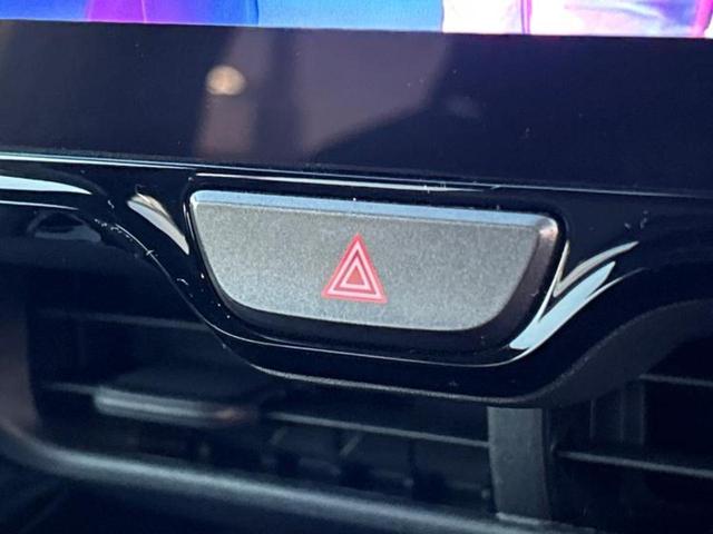 ヤリスクロス ハイブリッドＺ　ディスプレイオーディオ＋ナビ８インチ／トヨタセーフティセンス／シートヒーター　前席／パノラミックビューモニター／車線逸脱防止支援システム／ドライブレコーダー　社外／ヘッドランプ　ＬＥＤ　全周囲カメラ（26枚目）