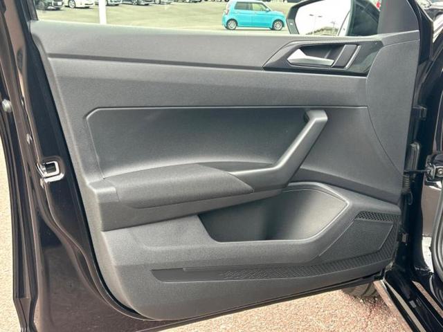 ポロ ＴＳＩアクティブ　保証書／ディスプレイオーディオ＋ナビ９インチ／衝突安全装置／車線逸脱防止支援システム／ヘッドランプ　ＬＥＤ／Ｂｌｕｅｔｏｏｔｈ接続／ＥＴＣ／ＥＢＤ付ＡＢＳ／横滑り防止装置　衝突被害軽減システム（22枚目）