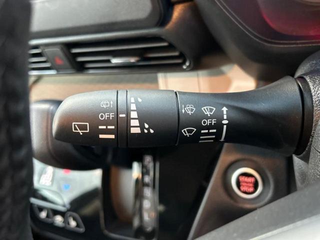 デリカミニ Ｇ　新品タイヤ／保証書／イーアシスト（ミツビシ）／電動スライドドア／シートヒーター　前席／ヘッドランプ　ＬＥＤ／ＥＢＤ付ＡＢＳ／横滑り防止装置／アイドリングストップ／バックモニター／ルーフレール　禁煙車（12枚目）