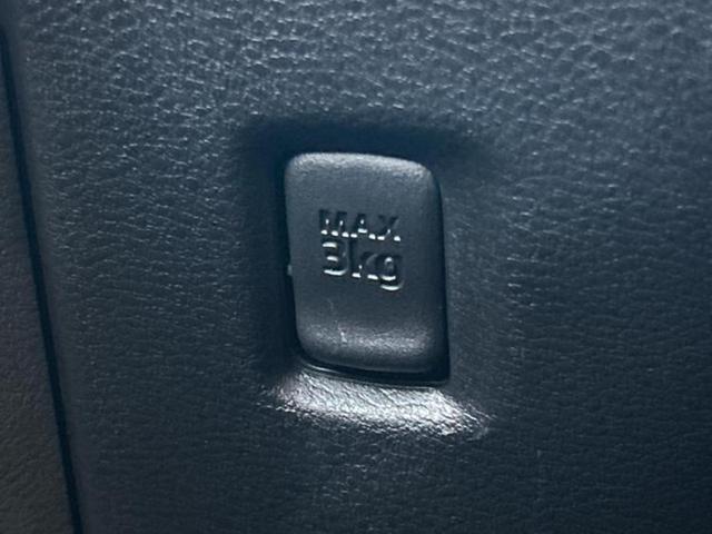 デリカミニ Ｇ　新品タイヤ／保証書／イーアシスト（ミツビシ）／電動スライドドア／シートヒーター　前席／ヘッドランプ　ＬＥＤ／ＥＢＤ付ＡＢＳ／横滑り防止装置／アイドリングストップ／バックモニター／ルーフレール　禁煙車（33枚目）