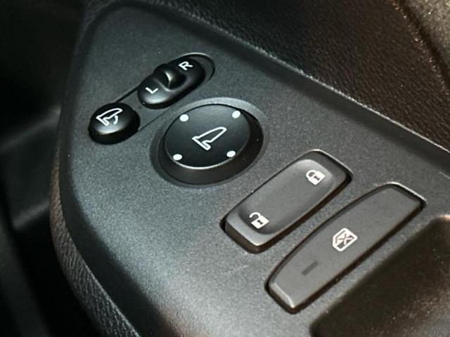 シビック ヒョウジュン 保証書/純正 SDナビ/ホンダセンシング/シートヒーター/車線逸脱防止支援システム/ヘッドランプ LED/Bluetooth接続/ETC/EBD付ABS/横滑り防止装置/アイドリングストップ(27枚目)