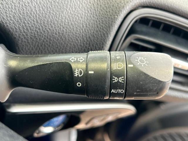 プリウス Sセーフティプラス 保証書/純正 SDナビ/衝突安全装置/車線逸脱防止支援システム/パーキングアシスト 自動操舵/ヘッドランプ LED/ETC/EBD付ABS/横滑り防止装置/アイドリングストップ/フルセグTV(15枚目)