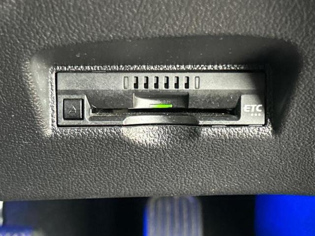 プリウス Sセーフティプラス 保証書/純正 SDナビ/衝突安全装置/車線逸脱防止支援システム/パーキングアシスト 自動操舵/ヘッドランプ LED/ETC/EBD付ABS/横滑り防止装置/アイドリングストップ/フルセグTV(18枚目)