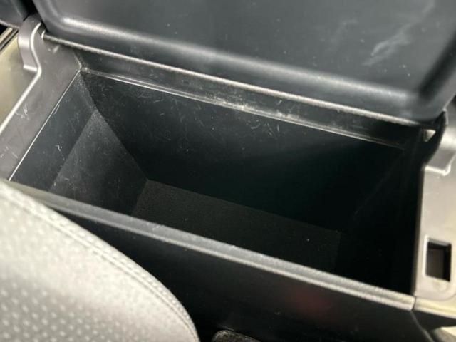 プリウス Sセーフティプラス 保証書/純正 SDナビ/衝突安全装置/車線逸脱防止支援システム/パーキングアシスト 自動操舵/ヘッドランプ LED/ETC/EBD付ABS/横滑り防止装置/アイドリングストップ/フルセグTV(34枚目)