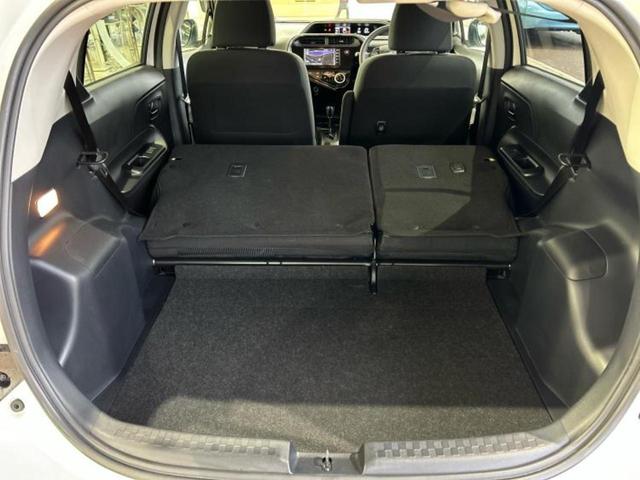 アクア Ｓスタイルブラック　保証書／純正　ＳＤナビ／衝突安全装置／車線逸脱防止支援システム／Ｂｌｕｅｔｏｏｔｈ接続／ＥＢＤ付ＡＢＳ／横滑り防止装置／アイドリングストップ／バックモニター／ワンセグＴＶ／禁煙車／エアバッグ　運転席（19枚目）