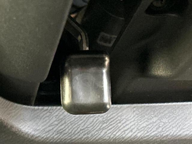 アクア Ｓスタイルブラック　保証書／純正　ＳＤナビ／衝突安全装置／車線逸脱防止支援システム／Ｂｌｕｅｔｏｏｔｈ接続／ＥＢＤ付ＡＢＳ／横滑り防止装置／アイドリングストップ／バックモニター／ワンセグＴＶ／禁煙車／エアバッグ　運転席（40枚目）