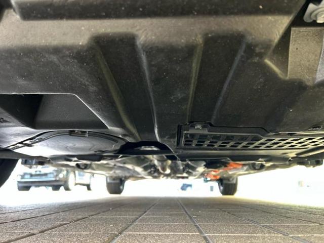 アクア Ｓスタイルブラック　保証書／純正　ＳＤナビ／衝突安全装置／車線逸脱防止支援システム／Ｂｌｕｅｔｏｏｔｈ接続／ＥＢＤ付ＡＢＳ／横滑り防止装置／アイドリングストップ／バックモニター／ワンセグＴＶ／禁煙車／エアバッグ　運転席（47枚目）