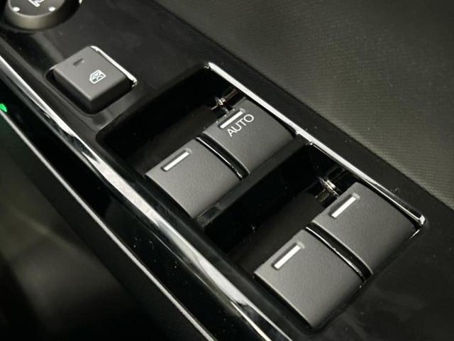 N-ONE RS 保証書/ホンダセンシング/シートヒーター 前席/車線逸脱防止支援システム/登録済未使用車/ヘッドランプ LED/USBジャック/EBD付ABS/横滑り防止装置/アイドリングストップ ターボ 禁煙車(18枚目)