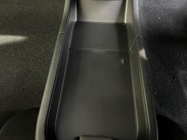 N-ONE RS 保証書/ホンダセンシング/シートヒーター 前席/車線逸脱防止支援システム/登録済未使用車/ヘッドランプ LED/USBジャック/EBD付ABS/横滑り防止装置/アイドリングストップ ターボ 禁煙車(31枚目)