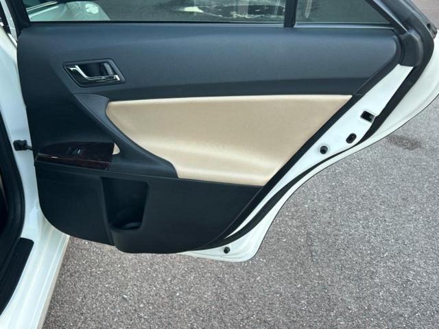 マークＸ ２５０Ｇ　保証書／純正　ＳＤナビ／衝突安全装置／車線逸脱防止支援システム／ドライブレコーダー　純正／ヘッドランプ　ＬＥＤ／ＵＳＢジャック／Ｂｌｕｅｔｏｏｔｈ接続／ＥＴＣ２．０／ＥＢＤ付ＡＢＳ／横滑り防止装置（20枚目）