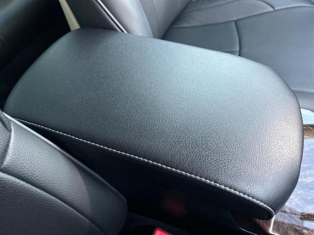 マークＸ ２５０Ｇ　保証書／純正　ＳＤナビ／衝突安全装置／車線逸脱防止支援システム／ドライブレコーダー　純正／ヘッドランプ　ＬＥＤ／ＵＳＢジャック／Ｂｌｕｅｔｏｏｔｈ接続／ＥＴＣ２．０／ＥＢＤ付ＡＢＳ／横滑り防止装置（31枚目）