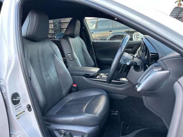 クラウンハイブリッド ＲＳアドバンス　純正　１２．３インチ　メモリーナビ／トヨタセーフティセンス／シートヒーター　前席／車線逸脱防止支援システム／シート　フルレザー／ドライブレコーダー　社外／ヘッドランプ　ＬＥＤ　革シート　バックカメラ（4枚目）