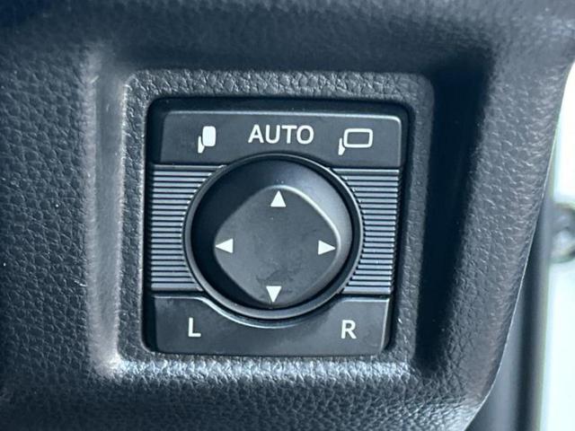 クラウンハイブリッド ＲＳアドバンス　純正　１２．３インチ　メモリーナビ／トヨタセーフティセンス／シートヒーター　前席／車線逸脱防止支援システム／シート　フルレザー／ドライブレコーダー　社外／ヘッドランプ　ＬＥＤ　革シート　バックカメラ（26枚目）