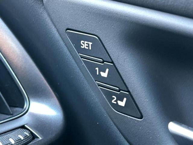 クラウンハイブリッド ＲＳアドバンス　純正　１２．３インチ　メモリーナビ／トヨタセーフティセンス／シートヒーター　前席／車線逸脱防止支援システム／シート　フルレザー／ドライブレコーダー　社外／ヘッドランプ　ＬＥＤ　革シート　バックカメラ（28枚目）