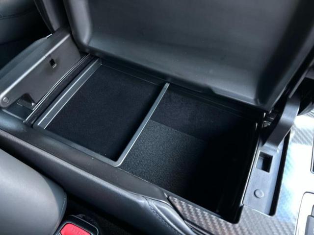 クラウンハイブリッド ＲＳアドバンス　純正　１２．３インチ　メモリーナビ／トヨタセーフティセンス／シートヒーター　前席／車線逸脱防止支援システム／シート　フルレザー／ドライブレコーダー　社外／ヘッドランプ　ＬＥＤ　革シート　バックカメラ（32枚目）