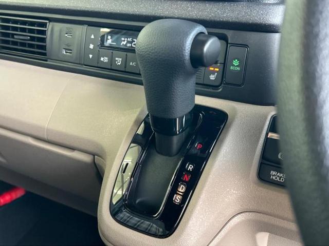 Ｎ－ＢＯＸジョイ ヒョウジュン２トーン　保証書／純正　８インチ　ナビ／ホンダセンシング／電動スライドドア／シートヒーター　前席／車線逸脱防止支援システム／登録済未使用車／ヘッドランプ　ＬＥＤ／Ｂｌｕｅｔｏｏｔｈ接続／ＥＢＤ付ＡＢＳ　禁煙車（17枚目）