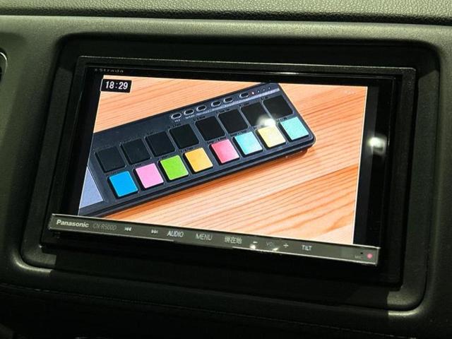 ヴェゼル Ｓ　新品タイヤ／社外　ナビ／衝突安全装置／シートヒーター／ヘッドランプ　ＬＥＤ／ＵＳＢジャック／Ｂｌｕｅｔｏｏｔｈ接続／ＨＤＭＩ接続／ＥＴＣ／ＥＢＤ付ＡＢＳ／横滑り防止装置／アイドリングストップ（11枚目）