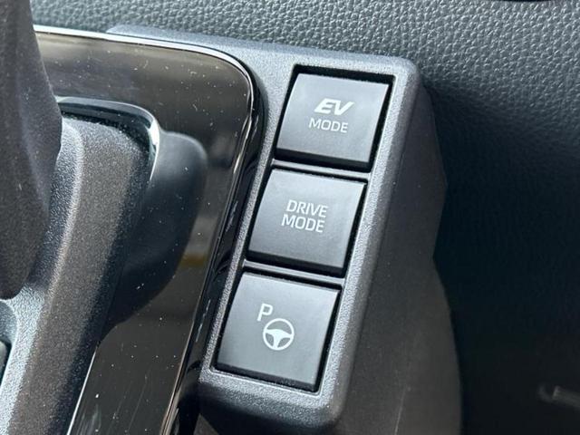 シエンタ ハイブリッドＺ　保証書／ディスプレイオーディオ＋ナビ１０．５インチ／フリップダウンモニター　純正　１２．１インチ／トヨタセーフティセンス／両側電動スライドドア／シートヒーター　前席　衝突被害軽減システム　全周囲カメラ（40枚目）