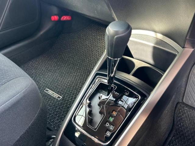 カローラフィールダー １．５Ｇ　保証書／社外　メモリーナビ／トヨタセーフティセンス／車線逸脱防止支援システム／Ｂｌｕｅｔｏｏｔｈ接続／ＥＴＣ／ＥＢＤ付ＡＢＳ／横滑り防止装置／アイドリングストップ／フルセグＴＶ／ＤＶＤ　ワンオーナー（16枚目）