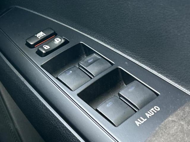 カローラフィールダー １．５Ｇ　保証書／社外　メモリーナビ／トヨタセーフティセンス／車線逸脱防止支援システム／Ｂｌｕｅｔｏｏｔｈ接続／ＥＴＣ／ＥＢＤ付ＡＢＳ／横滑り防止装置／アイドリングストップ／フルセグＴＶ／ＤＶＤ　ワンオーナー（27枚目）