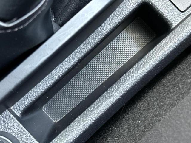 カローラフィールダー １．５Ｇ　保証書／社外　メモリーナビ／トヨタセーフティセンス／車線逸脱防止支援システム／Ｂｌｕｅｔｏｏｔｈ接続／ＥＴＣ／ＥＢＤ付ＡＢＳ／横滑り防止装置／アイドリングストップ／フルセグＴＶ／ＤＶＤ　ワンオーナー（37枚目）