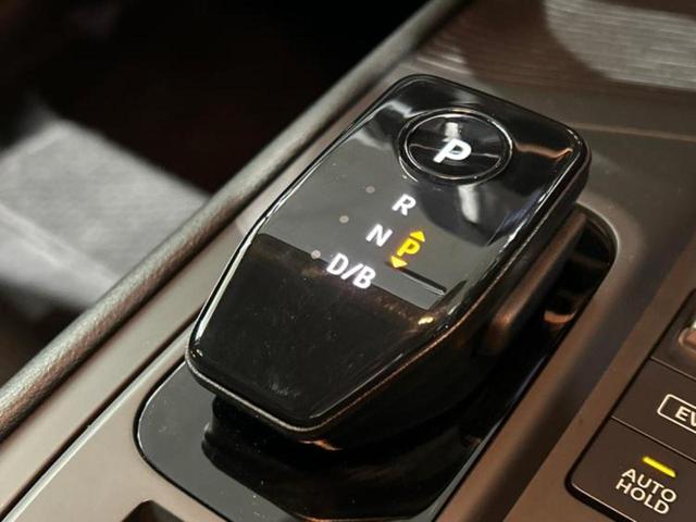 ノート Ｓ　新品タイヤ／社外　メモリーナビ／エマージェンシーブレーキ／車線逸脱防止支援システム／ドライブレコーダー　前後／Ｂｌｕｅｔｏｏｔｈ接続／ＥＴＣ／ＥＢＤ付ＡＢＳ／横滑り防止装置／アイドリングストップ（16枚目）