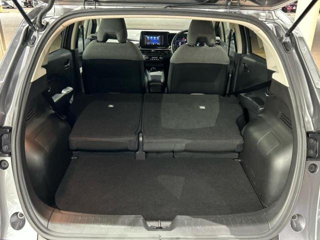 ノート Ｓ　新品タイヤ／社外　メモリーナビ／エマージェンシーブレーキ／車線逸脱防止支援システム／ドライブレコーダー　前後／Ｂｌｕｅｔｏｏｔｈ接続／ＥＴＣ／ＥＢＤ付ＡＢＳ／横滑り防止装置／アイドリングストップ（19枚目）