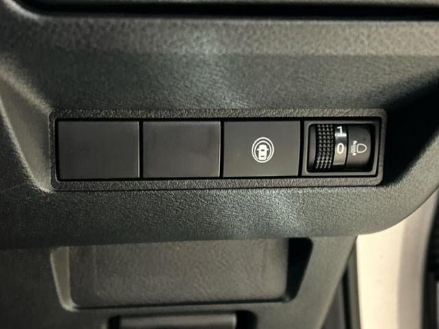 ノート Ｓ　新品タイヤ／社外　メモリーナビ／エマージェンシーブレーキ／車線逸脱防止支援システム／ドライブレコーダー　前後／Ｂｌｕｅｔｏｏｔｈ接続／ＥＴＣ／ＥＢＤ付ＡＢＳ／横滑り防止装置／アイドリングストップ（26枚目）