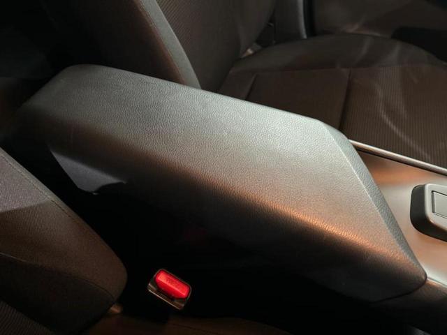 ノート Ｓ　新品タイヤ／社外　メモリーナビ／エマージェンシーブレーキ／車線逸脱防止支援システム／ドライブレコーダー　前後／Ｂｌｕｅｔｏｏｔｈ接続／ＥＴＣ／ＥＢＤ付ＡＢＳ／横滑り防止装置／アイドリングストップ（30枚目）