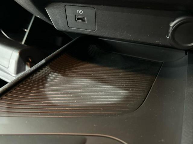 ノート Ｓ　新品タイヤ／社外　メモリーナビ／エマージェンシーブレーキ／車線逸脱防止支援システム／ドライブレコーダー　前後／Ｂｌｕｅｔｏｏｔｈ接続／ＥＴＣ／ＥＢＤ付ＡＢＳ／横滑り防止装置／アイドリングストップ（35枚目）