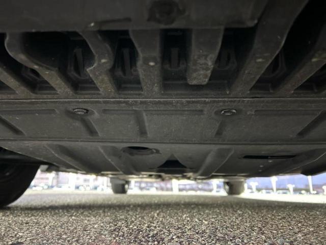 ノート Ｓ　新品タイヤ／社外　メモリーナビ／エマージェンシーブレーキ／車線逸脱防止支援システム／ドライブレコーダー　前後／Ｂｌｕｅｔｏｏｔｈ接続／ＥＴＣ／ＥＢＤ付ＡＢＳ／横滑り防止装置／アイドリングストップ（47枚目）