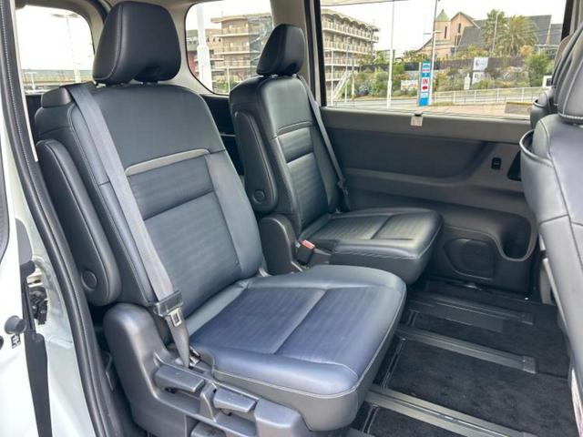 セレナ ｅパワールキシオン　新品タイヤ／保証書／ディスプレイオーディオ＋ナビ／インテリジェントルームミラー／衝突安全装置／両側電動スライドドア／全方位モニター／車線逸脱防止支援システム／シート　合皮　衝突被害軽減システム（5枚目）