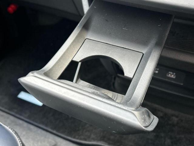 セレナ ｅパワールキシオン　新品タイヤ／保証書／ディスプレイオーディオ＋ナビ／インテリジェントルームミラー／衝突安全装置／両側電動スライドドア／全方位モニター／車線逸脱防止支援システム／シート　合皮　衝突被害軽減システム（40枚目）