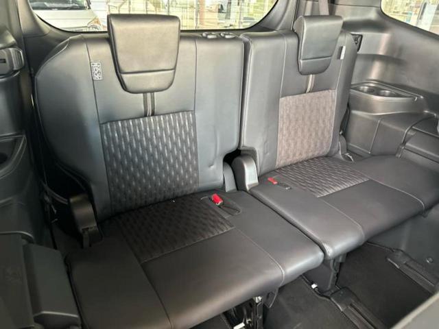 ノア ハイブリッドＳ－Ｚ　保証書／ディスプレイオーディオ＋ナビ１０．５インチ／フリップダウンモニター　純正　１３．２インチ／デジタルインナーミラー／トヨタセーフティセンス／両側電動スライドドア／シートヒーター　前席（6枚目）