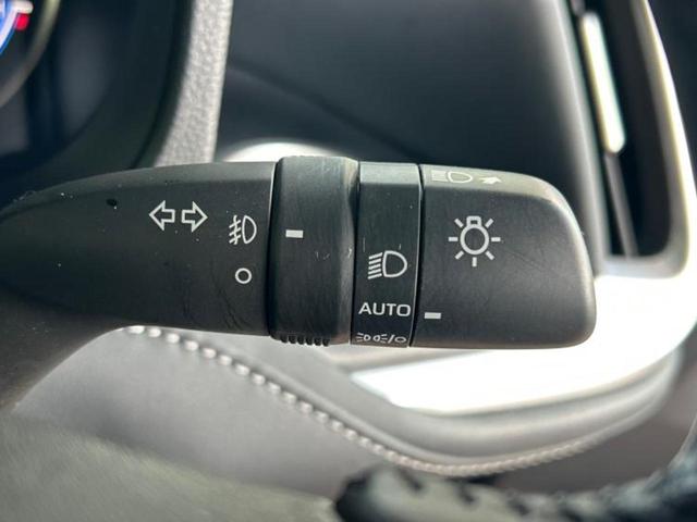 ノア ハイブリッドＳ－Ｚ　保証書／ディスプレイオーディオ＋ナビ１０．５インチ／フリップダウンモニター　純正　１３．２インチ／デジタルインナーミラー／トヨタセーフティセンス／両側電動スライドドア／シートヒーター　前席（16枚目）