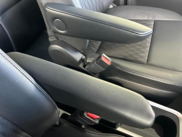 ノア ハイブリッドＳ－Ｚ　保証書／ディスプレイオーディオ＋ナビ１０．５インチ／フリップダウンモニター　純正　１３．２インチ／デジタルインナーミラー／トヨタセーフティセンス／両側電動スライドドア／シートヒーター　前席（33枚目）