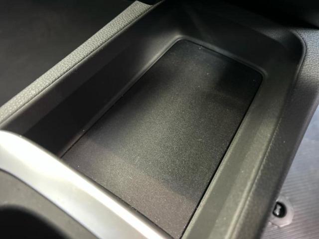 ノア ハイブリッドＳ－Ｚ　保証書／ディスプレイオーディオ＋ナビ１０．５インチ／フリップダウンモニター　純正　１３．２インチ／デジタルインナーミラー／トヨタセーフティセンス／両側電動スライドドア／シートヒーター　前席（41枚目）