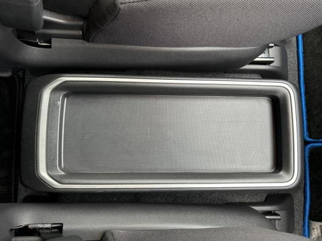 セレナ ｅパワーハイウェイスターＶ　新品タイヤ／純正　１０インチ　ＳＤナビ／エマージェンシーブレーキ／ハンズフリー両側電動スライドドア／車線逸脱防止支援システム／プロパイロット／ドライブレコーダー　純正／ヘッドランプ　ＬＥＤ　ＤＶＤ再生（42枚目）