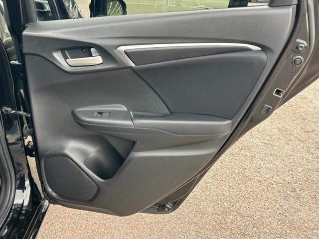 フィット １３Ｇ・Ｌホンダセンシング　保証書／純正　メモリーナビ／ホンダセンシング／車線逸脱防止支援システム／ドライブレコーダー　純正／ヘッドランプ　ＬＥＤ／Ｂｌｕｅｔｏｏｔｈ接続／ＥＴＣ／ＥＢＤ付ＡＢＳ／横滑り防止装置　バックカメラ（21枚目）