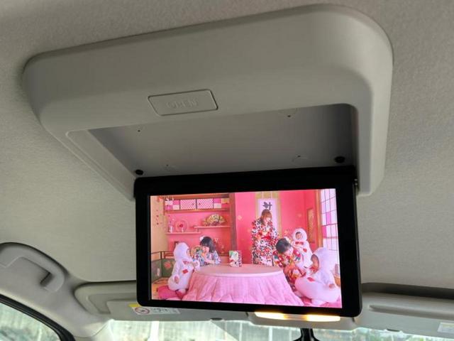 セレナ ハイウェイスターＶ　保証書／純正　１０インチ　ＳＤナビ／フリップダウンモニター　純正　９インチ／インテリジェントルームミラー／エマージェンシーブレーキ／両側電動スライドドア／アラウンドビューモニター　衝突被害軽減システム（11枚目）