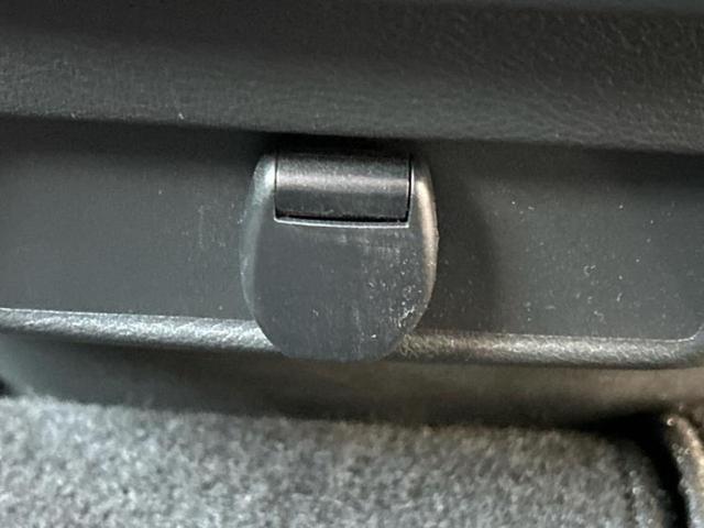 セレナ ハイウェイスターＶ　保証書／社外　１１インチ　ＳＤナビ／インテリジェントルームミラー／衝突安全装置／両側電動スライドドア／アラウンドビューモニター／車線逸脱防止支援システム／プロパイロット／ヘッドランプ　ＬＥＤ（40枚目）