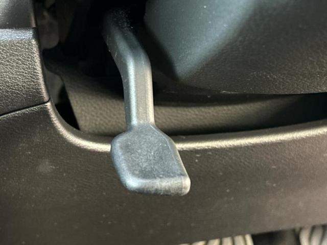 セレナ ハイウェイスターＶ　保証書／社外　１１インチ　ＳＤナビ／インテリジェントルームミラー／衝突安全装置／両側電動スライドドア／アラウンドビューモニター／車線逸脱防止支援システム／プロパイロット／ヘッドランプ　ＬＥＤ（43枚目）